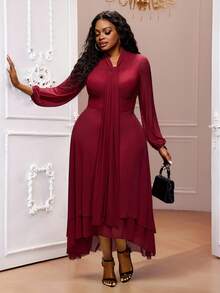 Truni Robe élégante à manches longues pour femmes grandes tailles, de couleur unie avec un design de col torsadé. Idéale pour la saison d'hiver et pour les morphologies en forme de poire. - Rouge - Voir 6