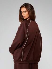 MISSGUIDED 超大滚边细节圆领长袖卫衣，撞色滚边，宽松版型，适合日常休闲穿着 - 棕色 - 查看 2