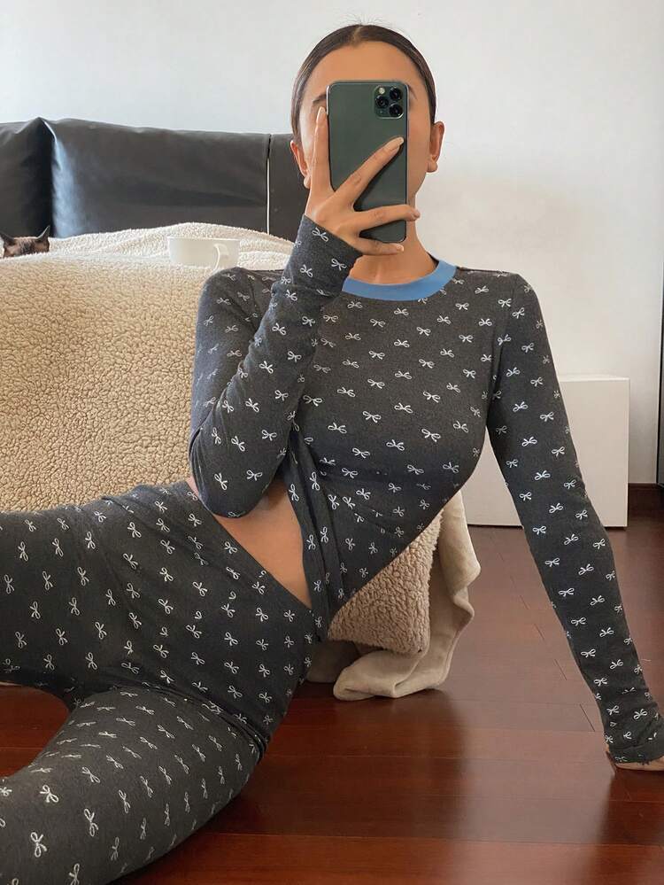 Bow Pattern Allover Print Contrast Color Collar Fitted Women Pajama Set, Autumn/Winter