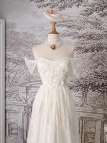 SHEIN MOD 杏色梦幻浪漫华丽蕾丝拼接缎面露肩连衣裙，带有层叠荷叶边和蝴蝶结 - 非常适合约会、派对、节日、茶会和生日装扮