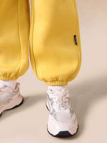 SUMWON Boys Yellow Athletic Los Angeles Varsity Print Sweatshirt And Jogger Co-Ord Set Waist Long Sleeve Pullover Casual Tracksuit Vacation - Yellow - View 6