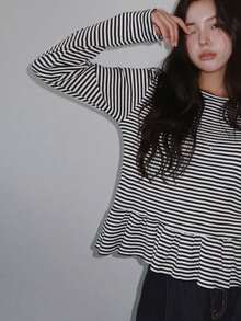 DAZY Women's Loose Fit Ruffle Hem Striped Long Sleeve T-Shirt