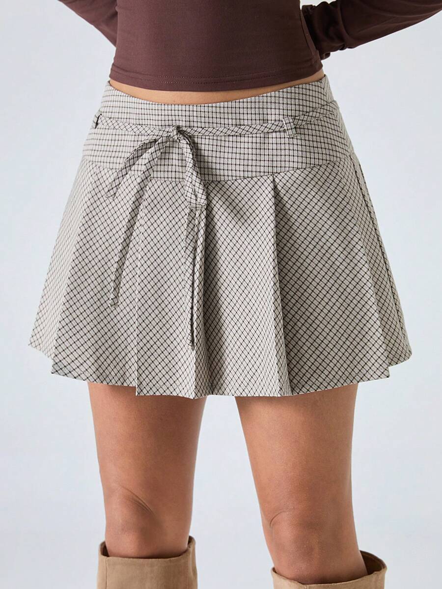 LYSMO 2026新款极简主义春夏女装学院风腰带格纹百褶迷你裙，适合夏季、春假、情人节、生日等节日穿着，Y2K 2000年代风格格纹裙 - 彩色 - 查看 1