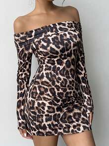 FavEase Vestido de verano con estampado de leopardo para mujer: Top sexy con hombros descubiertos con sujetador incorporado, vestido mini ajustado para citas, despedidas de soltera y fiestas de Año Nuevo.