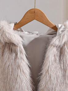 1pc Tween Girl Soft Faux Fur Jacket, Elegant Long Sleeve Short Fitted Hooded Coat, Suitable For Autumn/Winter