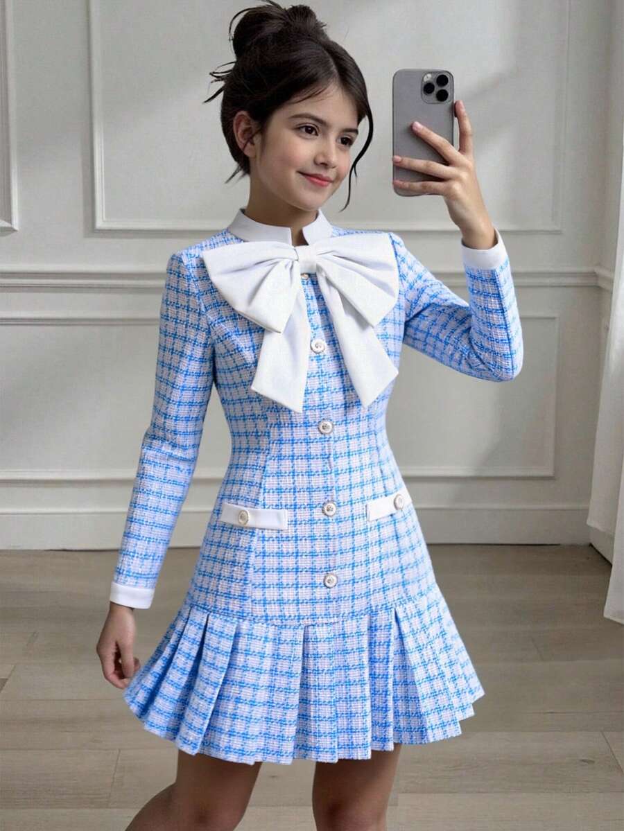 SHEIN Tween Girl Casual Collegiate Striped Pattern Colorblock Big Bow Decor Pleated Hem Fitted Dress