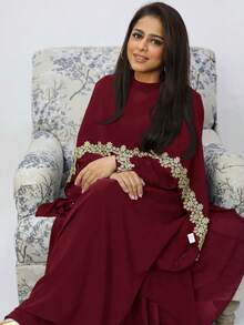 Modelyn Bộ áo choàng và váy đính vải trang trí cỡ lớn bằng tiếng Ả Rập dành cho nữ - Màu Đỏ Sâu - Xem 8