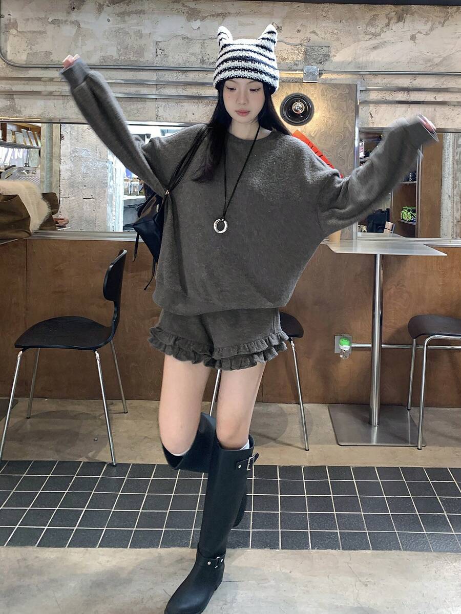 DAZY 2件套 女士圆领纯色荷叶边下摆上衣+短裤 - 灰色 - 查看 1