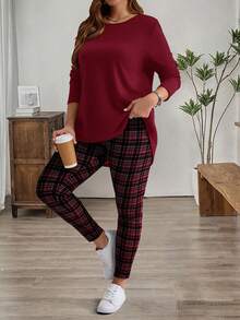 EMERY ROSE 2pcs Plus Size Women Fall/Winter Casual Long Sleeve  Wine Red T-Shirt And Plaid Leggings Set For Winter Clothes,Autumn/Winter,Going Out Outfits,2025 New Clothes,Simple And Fashionable For Everyday Wear, Plus Size Winter Clothes, Christmas Outfit For Women ,New Year Clothes,Thanksgiving Outfit For Women , 2 Piece Sets Woman Plus,Two Piece Set Women Comfy, Lounge Wear, Burgundy Women Lounge Set - Red - View 1