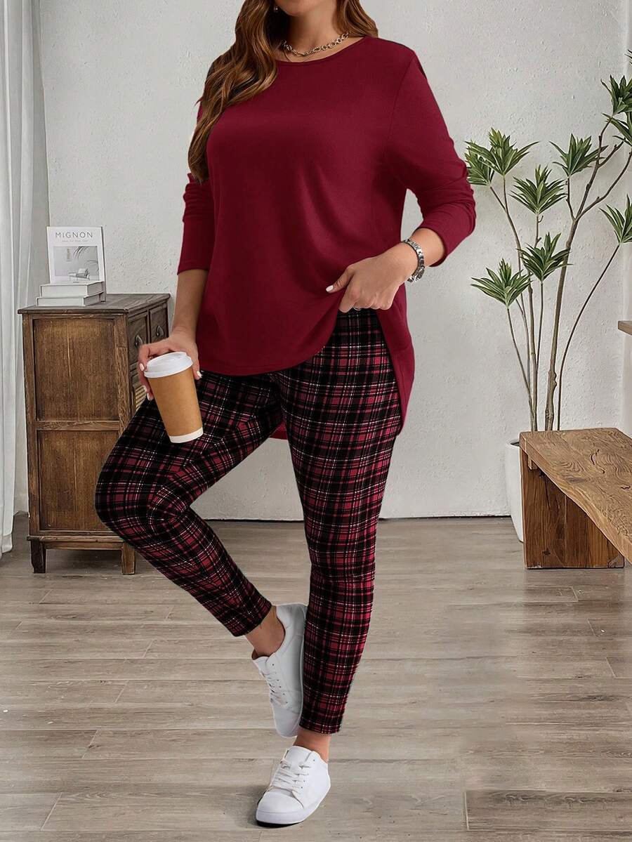 EMERY ROSE 2pcs Plus Size Women Fall/Winter Casual Long Sleeve Wine Red T-Shirt And Plaid Leggings Set For Winter Clothes,Autumn/Winter,Going Out Outfits,2025 New Clothes,Simple And Fashionable For Everyday Wear, Plus Size Winter Clothes, Christmas Outfit For Women ,New Year Clothes,Thanksgiving Outfit For Women , 2 Piece Sets Woman Plus,Two Piece Set Women Comfy, Lounge Wear, Burgundy Women Lounge Set - Red - View 1