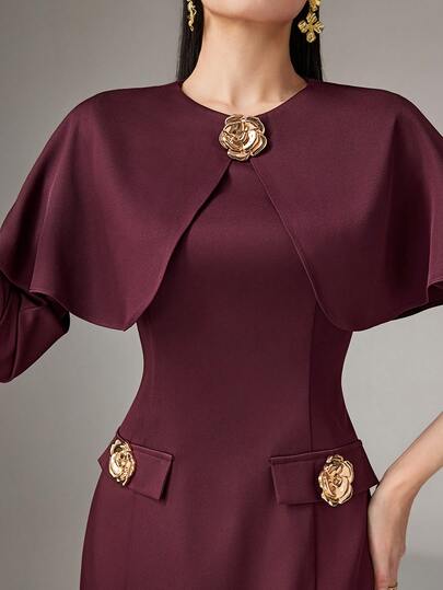 Heiryn Elegant långärmad miniklänning med metalldekor och enfärgad design för kvinnor