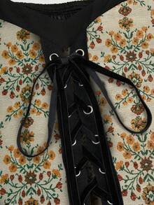 Sweetra Vestido de talla grande con estampado de patchwork, tirantes de lazo y mangas acampanadas - Negro - Ver 3