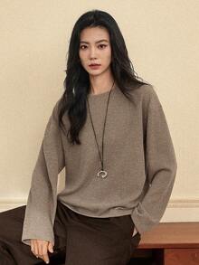 Dazy-Less 女士卡其色圆领基础款长袖T恤，适合秋季、冬季和春季穿着