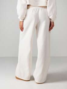 Missguided x Playboy Pantalones de chándal de pierna ancha con cordón, ropa de estar cómoda y casual con bolsillos laterales - Albaricoque - Ver 2
