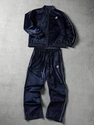 Manfinity Sporsity Young, Sporty, Embroidered, Velvet Tracksuit, Men Jacket Set Men Navy Blue 2 Piece Set Mens Two Piece Set Mens Tracksuit Men 2 Piece Set Patched