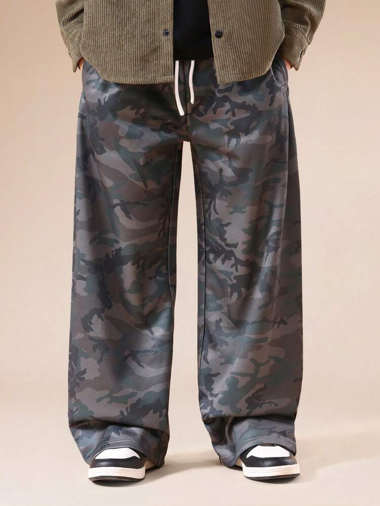 Camouflage Print Joggers With Elastic Waist
