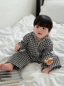 Hapijoa 男嬰圓領素色休閒T恤與條紋休閒長褲睡衣 春季幼兒 - 黑與白 - 查看 2