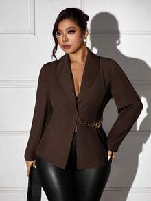 SHEIN Clasi CURVE 大码时尚链条装饰修身西装外套 - 棕色 - 查看 5