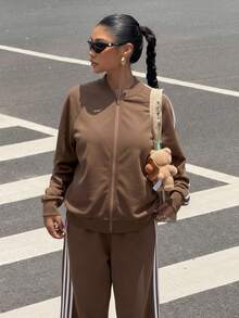 SHEIN EZwear 女士休闲运动套装，侧边条纹，插肩袖，拉链前开连帽衫和长裤，秋冬款 - 棕色 - 查看 5