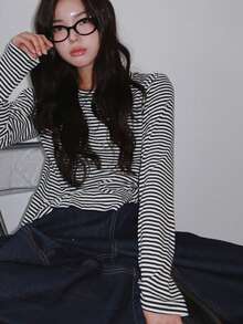 DAZY Women's Loose Fit Ruffle Hem Striped Long Sleeve T-Shirt