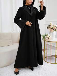 Al Najma 女士优雅翻领拼接人造毛皮袖口长袍，秋季款 - 黑色 - 查看 6