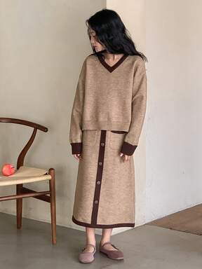 Dazy Kids Tween Girls V-Neck Colorblock Sweater + Knitted Skirt 2-Piece Set, Fall