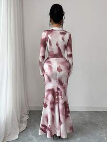 SHEIN Elenzya 新款女士高领数码印花针织长袖褶皱修身上衣搭配不对称下摆半裙两件套，优雅时尚，适合年轻女性，度假、派对、聚会等场合穿着。 - 彩色 - 查看 2