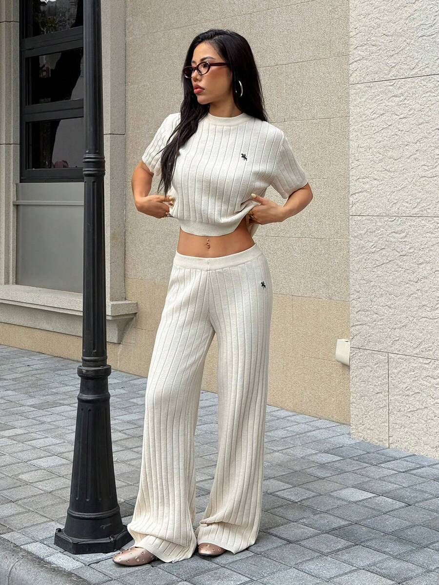 Muchica Women's Knight Pattern Round Neck Short Sleeve Knitted Top And Long Pants Set - Apricot - View 1