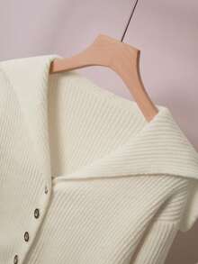 Franclia Women's Simple Casual Commuting Elegant Knitted Solid Color Sweater Two-Piece Set With Lapel, Straight Shoulders, Long Sleeves, Button-Down, Wood Resin Buttons, Contrasting Buttons, Cardigan And Front Bow, Double Pocket Knitted Straight Pants, Wide-Leg Pants, Textured Ribbed TrousersWomen's Autumn Clothingautumn Fall Clothes For Women Fall Autumn Clothes Fall Outfits For Women Autumn Outfits For Women Fall Clothes Autumn Women  Fall Women Clothes Autumn Clothing Elegant Fashionable Casual Commuting Business Office Daily Leisure All-Match Temperament Urban Teacher Professional Attire