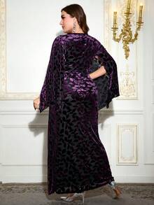 Reflora 大码全印花褶皱圆领优雅奢华连衣裙 - 紫色 - 查看 3