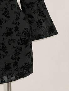 SHEIN ICON 大码女装秋季连衣裙，女式长袖连衣裙，Y2K复古植绒花卉网纱喇叭袖性感节日连衣裙，日常穿着 - 黑色 - 查看 7