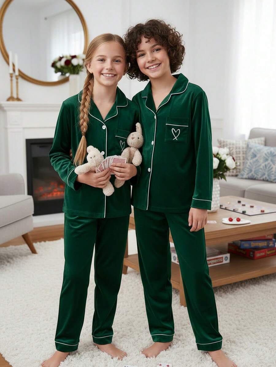 SHEIN 2件套女童韩版羊毛心形刺绣开衫和裤子睡衣套装 - 綠色 - 查看 1