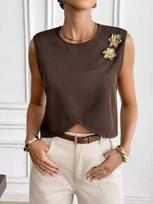 Serisse 女士时尚通勤无袖衬衫，金属装饰，夏季 - 棕色 - 查看 4