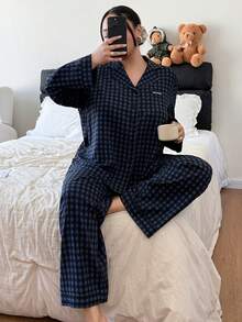 Dream Adore Bộ đồ ngủ dài tay dáng rộng, thoải mái, cỡ lớn, in họa tiết kẻ caro, có cổ ve áo, thích hợp mặc nhà mùa thu, màu xanh hải quân, bộ đồ ngủ kẻ sọc, quần áo mùa đông. - Nhiều màu - Xem 1
