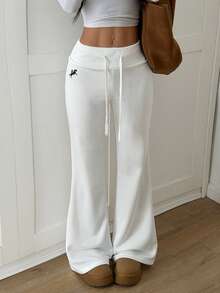 CovetEZ Calça de Moletom Flare Branca Casual Feminina com Nó e Bordado