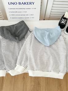 SHEIN 2件套男童简约韩版黑白条纹拼接灰/蓝连帽卫衣，清新日常春季穿搭 - 黑與白 - 查看 5