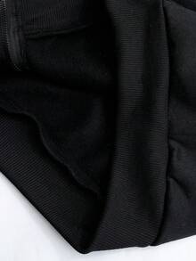 ROMWE MEN 男士连帽拉链字母十字印花宽松休闲卫衣 - 黑色 - 查看 6