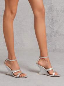 SHUZIA 女士优雅舒适金属PU踝带坡跟凉鞋 - 銀色 - 查看 5