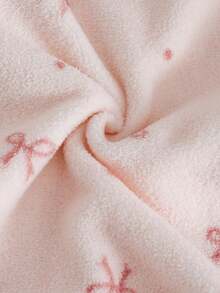 两件套女婴抓绒睡衣套装，可爱蝴蝶结领荷叶边甜美公主风儿童冬季开衫和裤子家居服