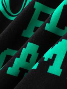 1 Set Tween Boys Glow-In-The-Dark Video Game Print Knit Snug Fit Long Sleeve Top And Matching Allover Print Pants Pajama Set 2-Piece Set - Black Green Gaming Pajamas Glow UV Gaming Controller Print Crew Neck Design Black Green Esports Gaming Color Elastic Fitted Fabric Long Sleeve Crew Neck Fitted Top Cuffed Pants Gaming Controller Combo Social Media Style Esports Gaming Spring Summer Autumn Winter Holiday Essential Big Boys Fitted Home Set .This Product Requires UV Light Exposure To Glow. - Black - View 5