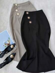 Franclia Elegant Plus Size Black Woven Fabric Long Mermaid Skirt With Graphic Embroidery Detail - Black - View 6