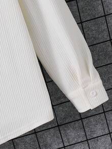 SHEIN Teen Boys' White Pleated Textured Fabric Minimalist Silhouette Shirt, Casual, Collegiate, Comfortable, Fashionable, Versatile, Soft Fabric, Suitable For Daily Wear, School, Outings, Parties, Holidays, Summer Beach Vacation - White - View 8