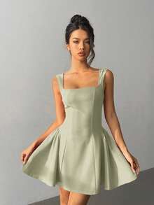 Aloruh Women's Fashionable Solid Color Bow Decor Backless Mini Dress, Summer - Green - View 3