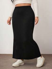 Enliva Plus Size Fitted Simple Solid Color Split Hem Stretchy Casual Pencil Skirt, For Apple Rounded Body Shape, For Body Shape, For Summer - Black - View 7