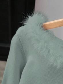 Franclia Fashionable Solid Color Patchwork Fur Collar Sweater, Autumn/Winter - Mint Green - View 3