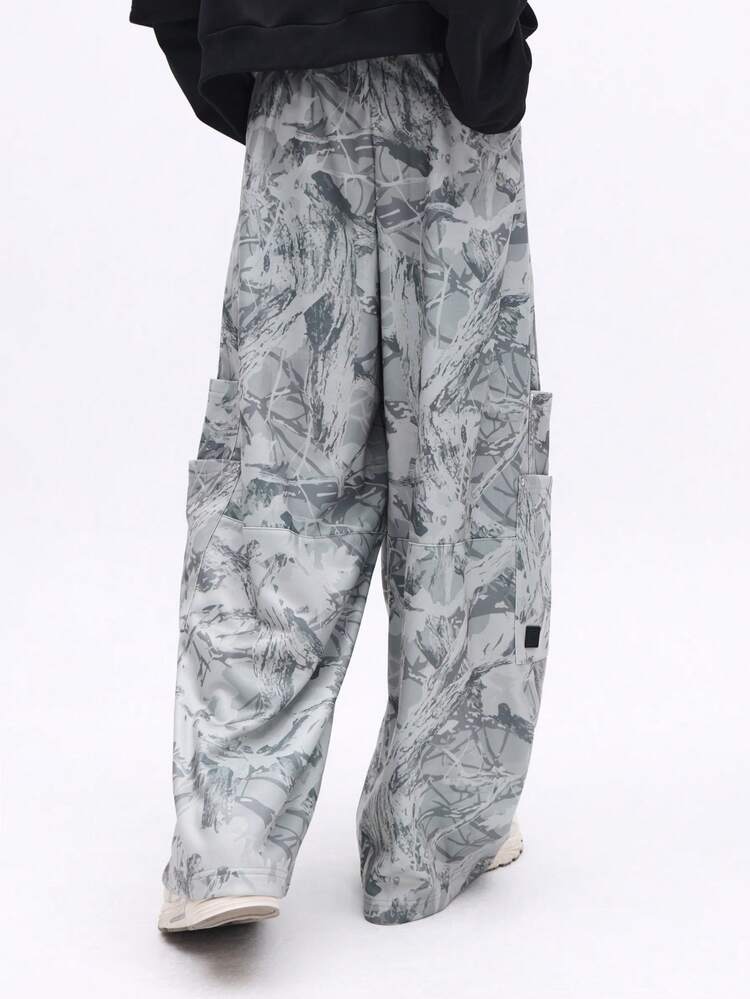 SUMWON Calça de Moletom Camuflada Ajuste Barril com Bolsos Cargo, Cintura com Cordão, Inspiração Militar Relaxada, Streetwear, Loungewear, Casual, Outono Inverno, para Homens