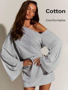 Athîral 女式时尚通勤纯色不对称领喇叭袖迷你连衣裙