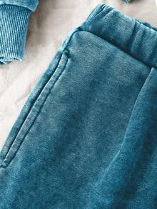 SHEIN Playful Pals Bộ áo khoác denim ngắn có mũ trùm đầu màu đen rộng rãi cho bé gái và quần denim dệt kim thẳng thoải mái, mềm mại và thoải mái khi mặc hàng ngày, tối giản và thời trang - Màu xanh hải quân - Xem 7