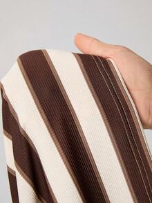 Solflare 2025秋冬新款百搭休闲日常、约会、度假、居家穿着宽松撞色圆领混色条纹刺绣英文字母长袖T恤，大码尺码 - 棕色 - 查看 7