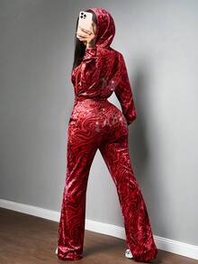 Slaydiva 2025秋冬新款音乐节假日西式游牧风生日派对毕业季学生日常街头基础百搭休闲Y2K高街辣妹连帽拉链外套+修身喇叭裤后臀热钻字母红色水波纹图案天鹅绒女式两件套，返校季，毕业季 - 紅色 - 查看 2